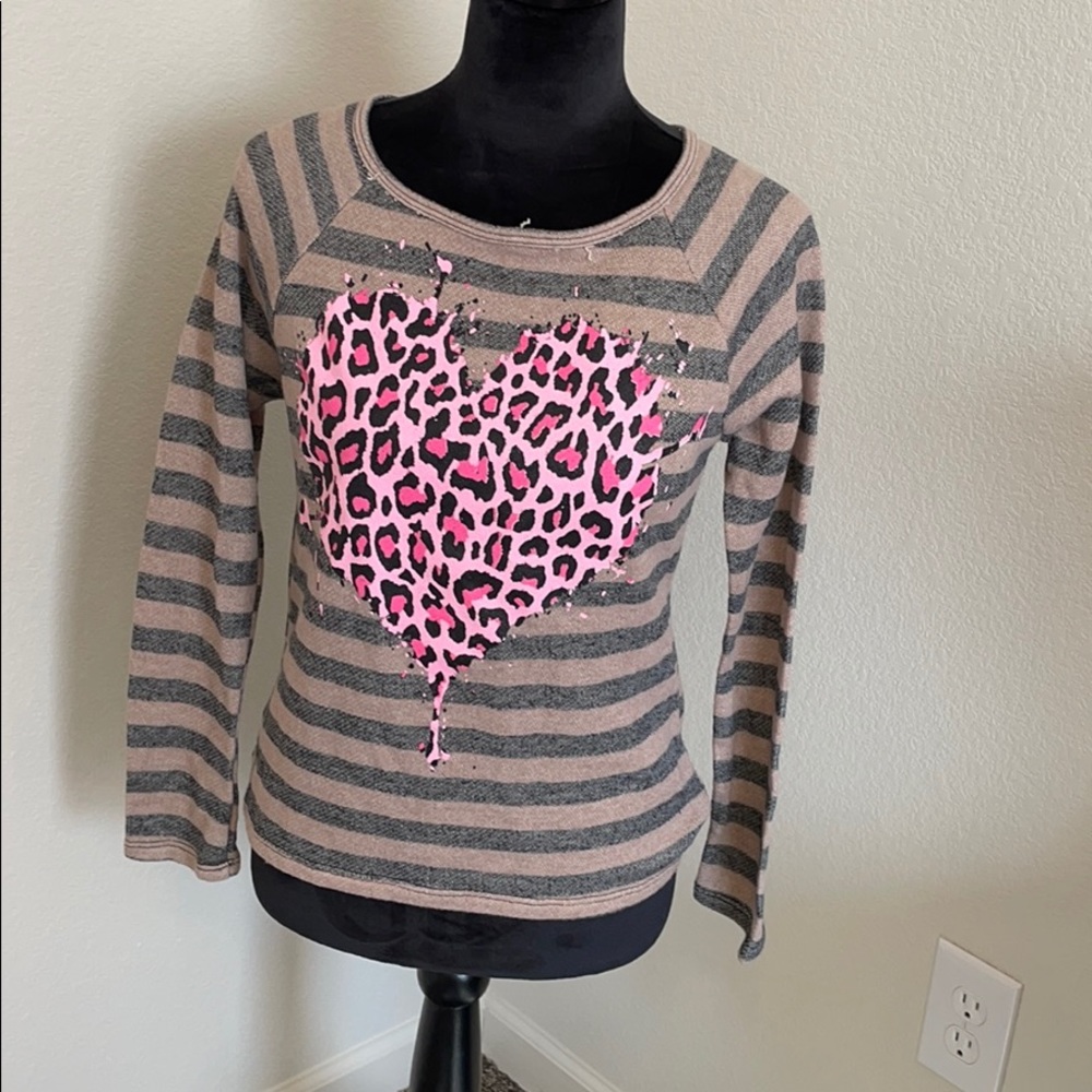 NWT Animal Print Heart Sweater